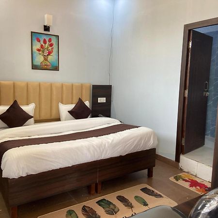 Dharohar Homestay By Yatrimap Rishīkesh Exterior foto